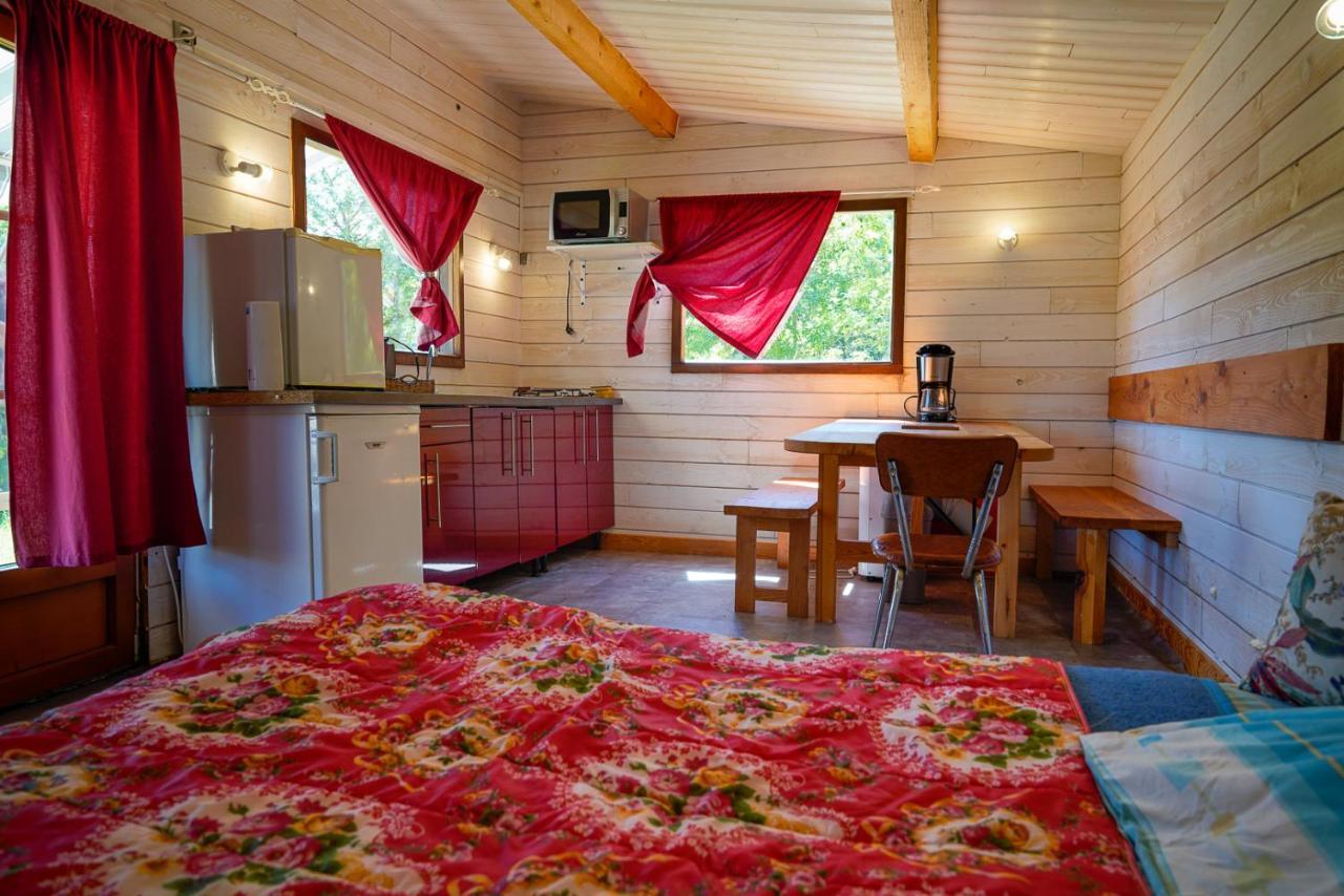 Chalet 2 Personnes Mialanes المظهر الخارجي الصورة